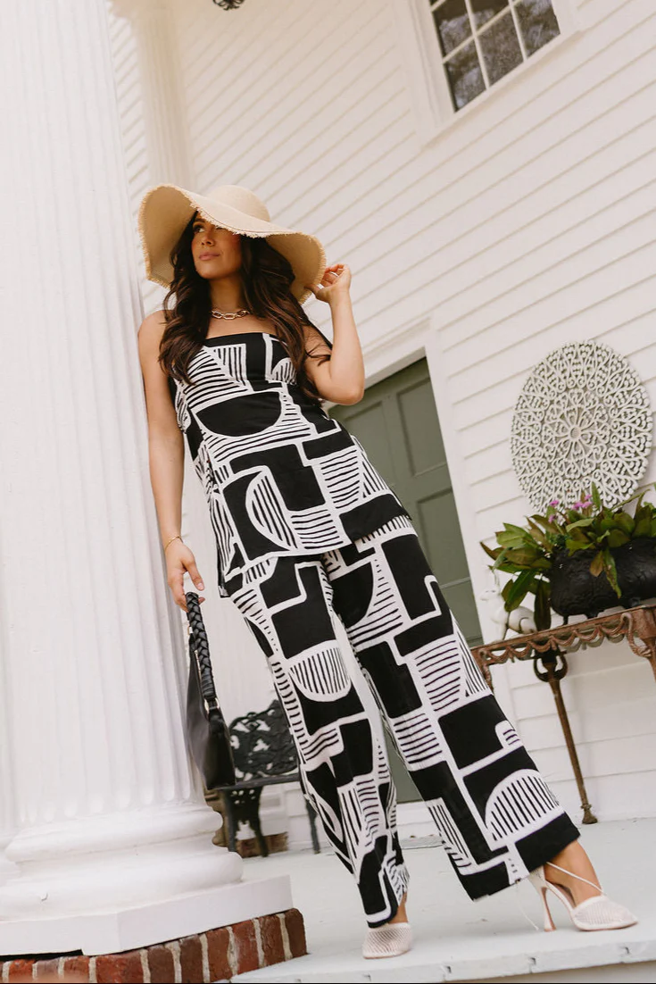 Lila Black & White Wide Leg Pants