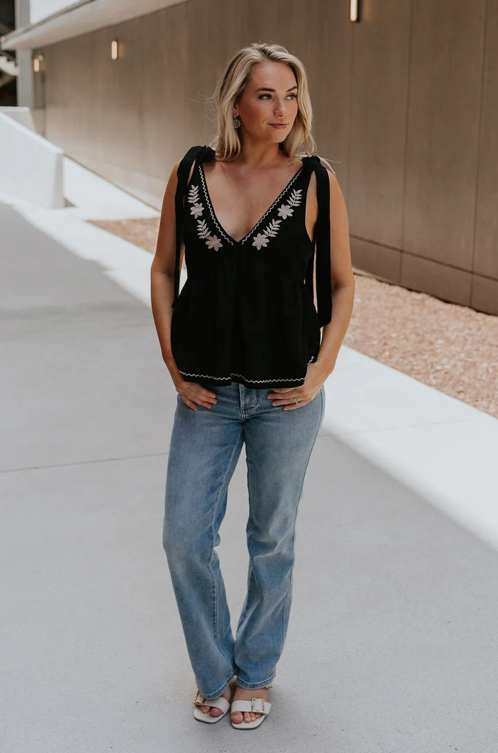Lilah Black & White Floral Tie Strap Tank - Image 4