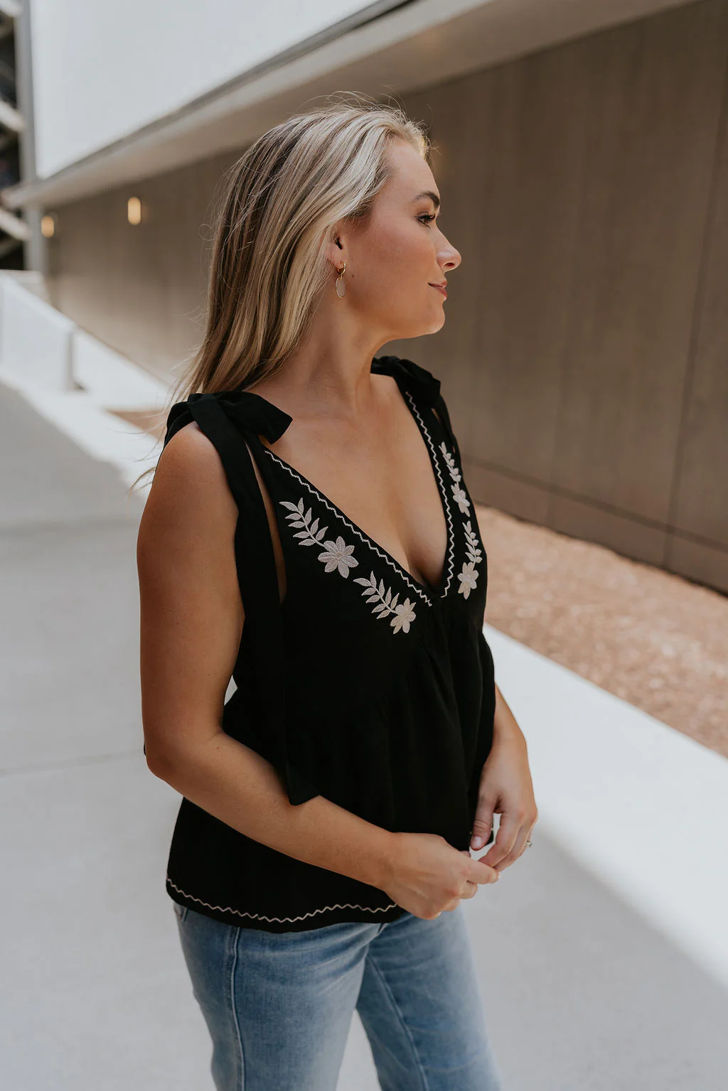 Lilah Black & White Floral Tie Strap Tank - Image 6