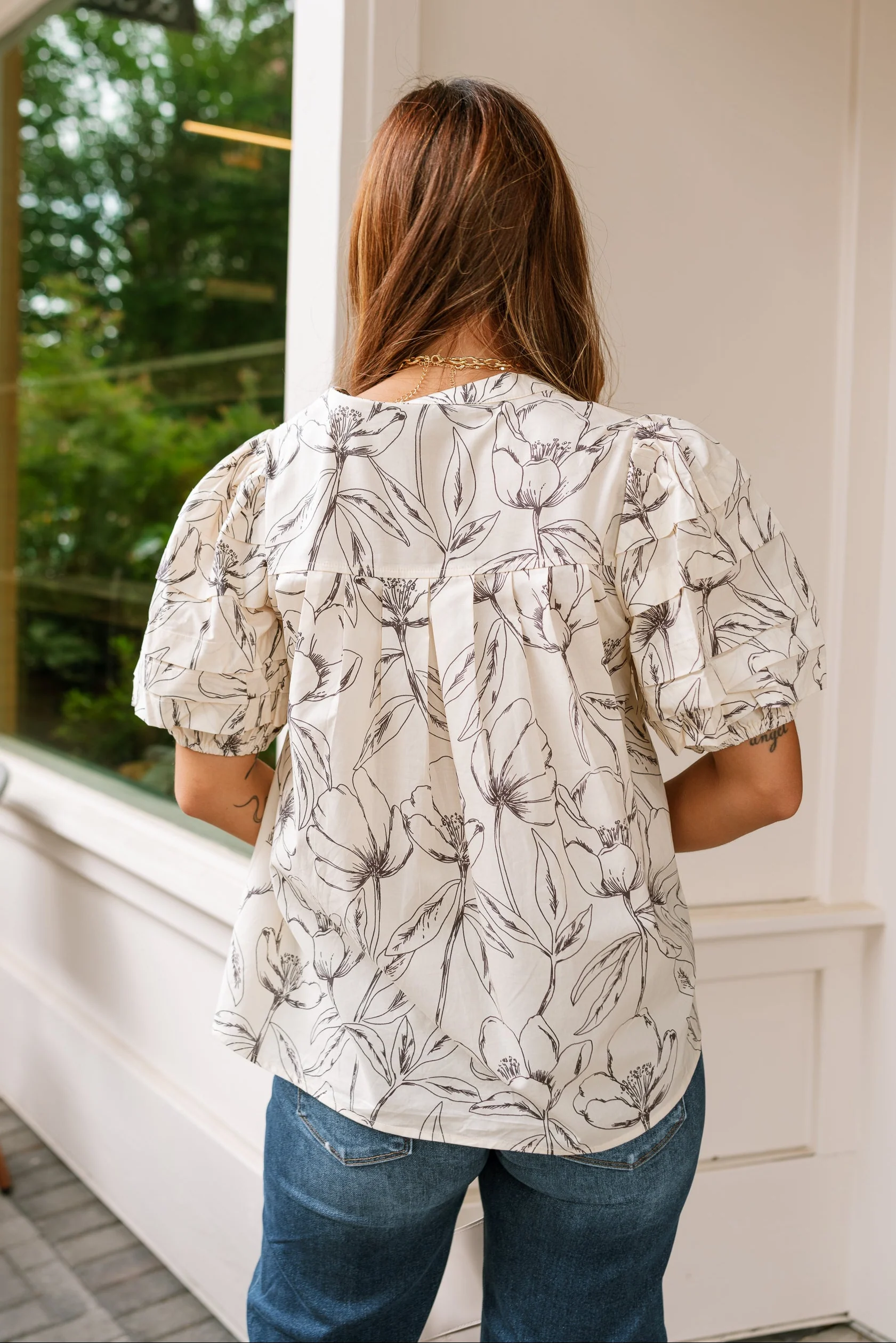 Lily Cream & Black Floral Short Sleeve Top - Image 8