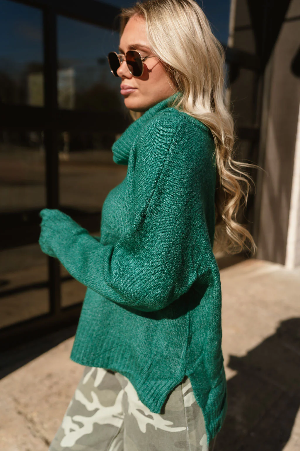 Lindy Green Turtleneck Sweater - Image 3