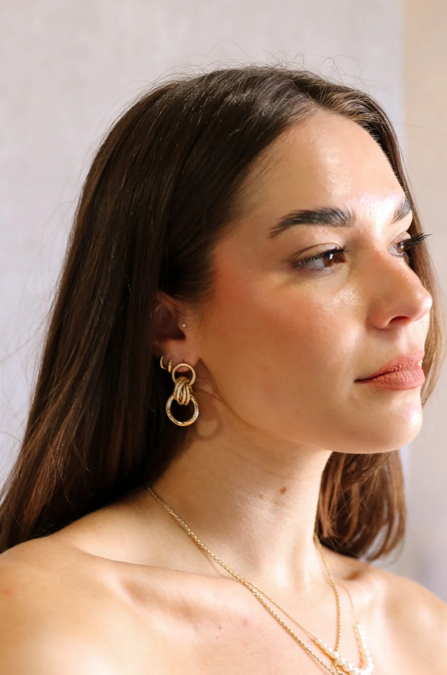 Lizzie Gold Circle Dangle Earring