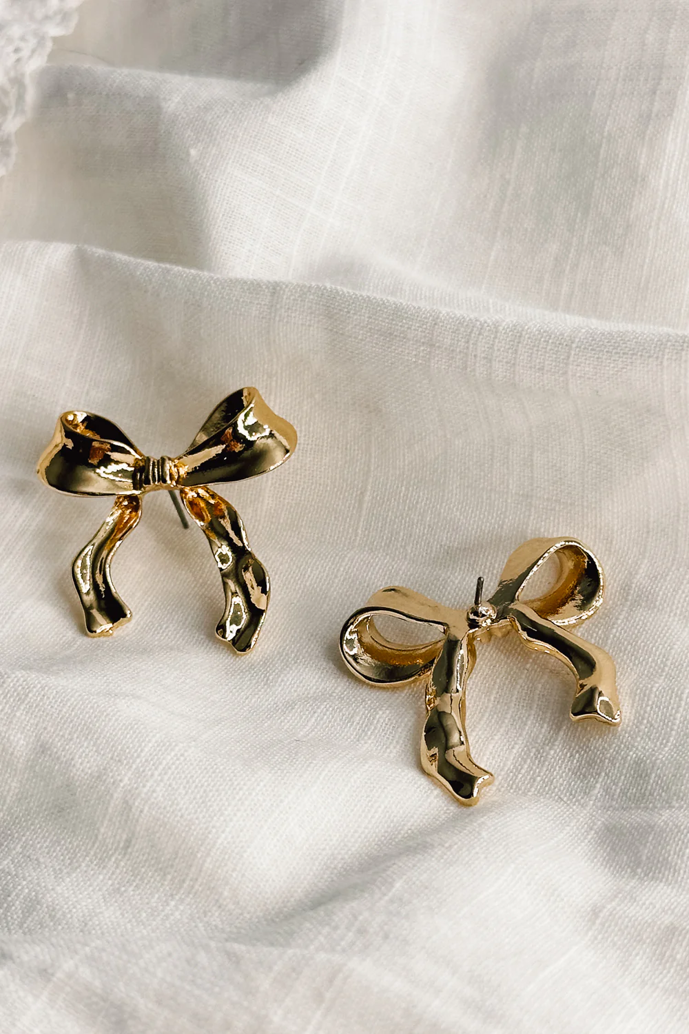 Lois Gold Bow Stud Earrings