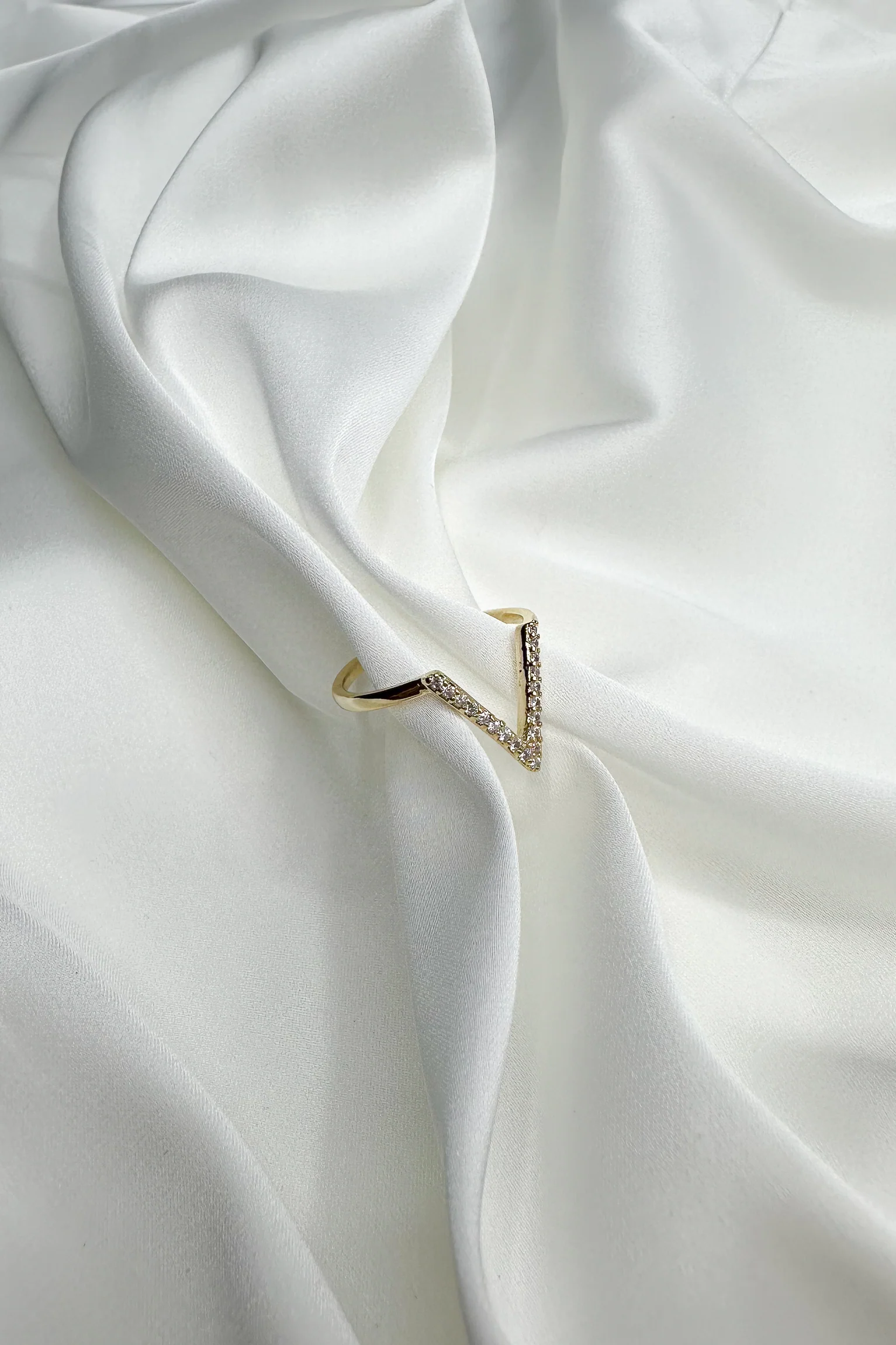 Lucia Gold & Rhinestone V Ring