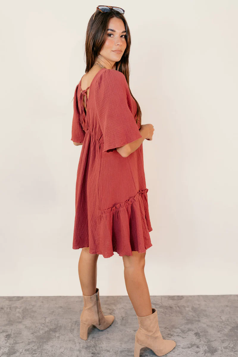 Luna Red Textured Short Sleeve Dress - Image 6