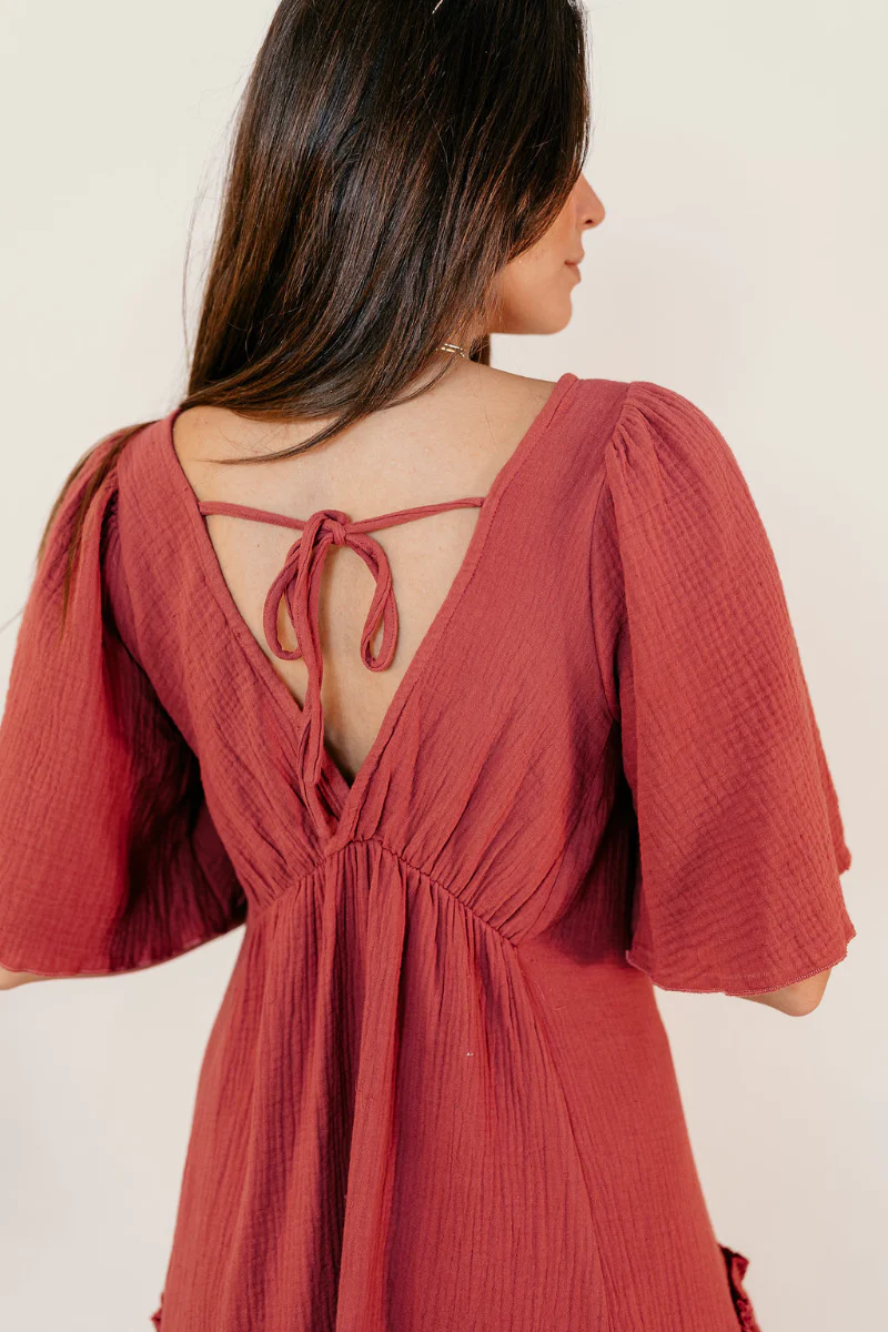 Luna Red Textured Short Sleeve Dress - Image 8