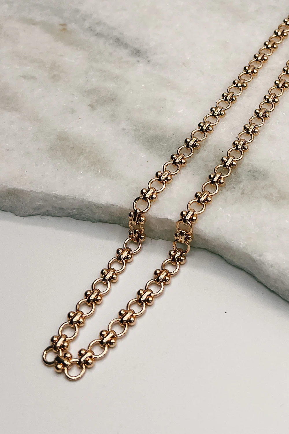 Madison Gold Chain Link Necklace - Image 2
