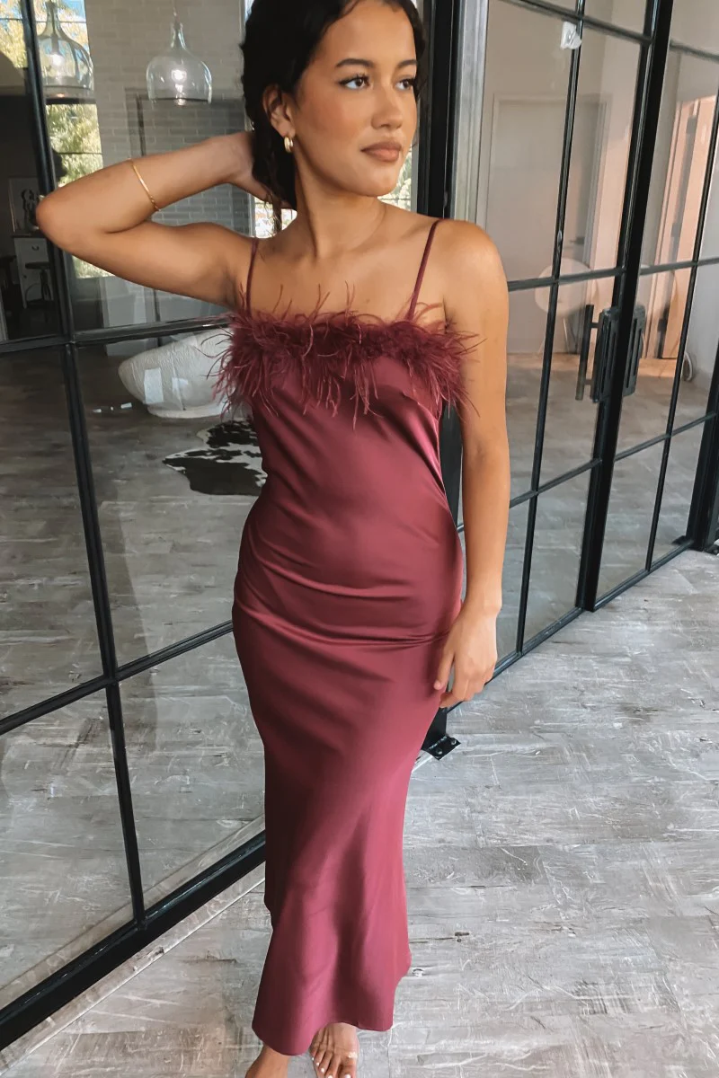 Magic Moment Dress in Burgundy - Image 3