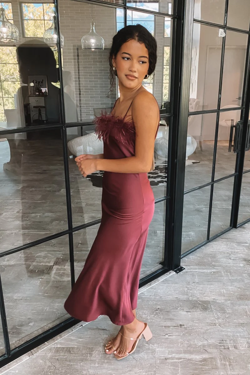 Magic Moment Dress in Burgundy - Image 5