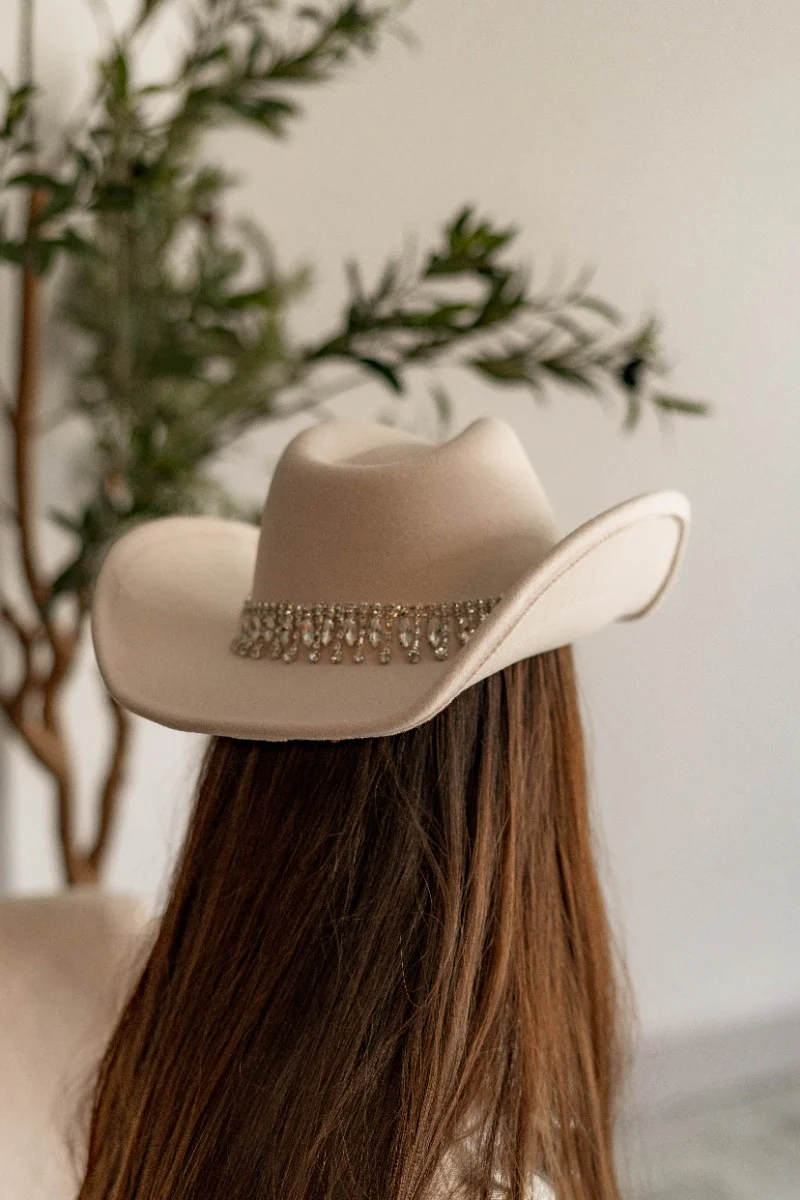 Majestic Cowgirl Hat in Ivory - Image 4