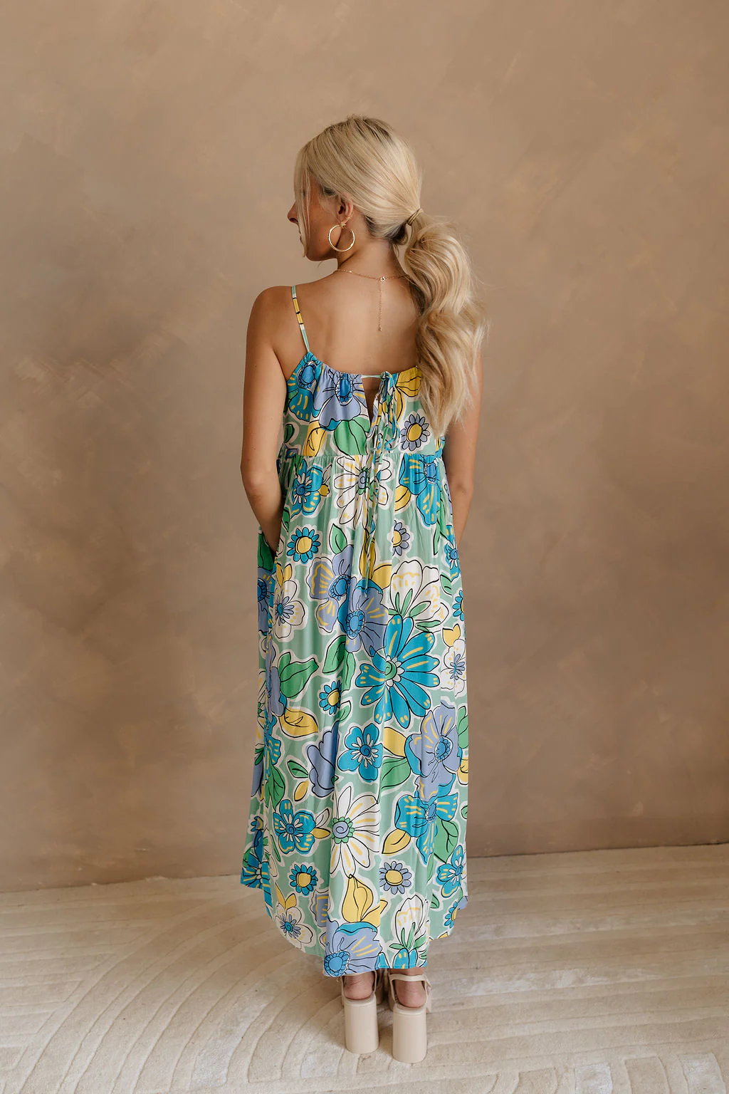 Mallory Green Multi Floral Sleeveless Midi Dress - Image 12