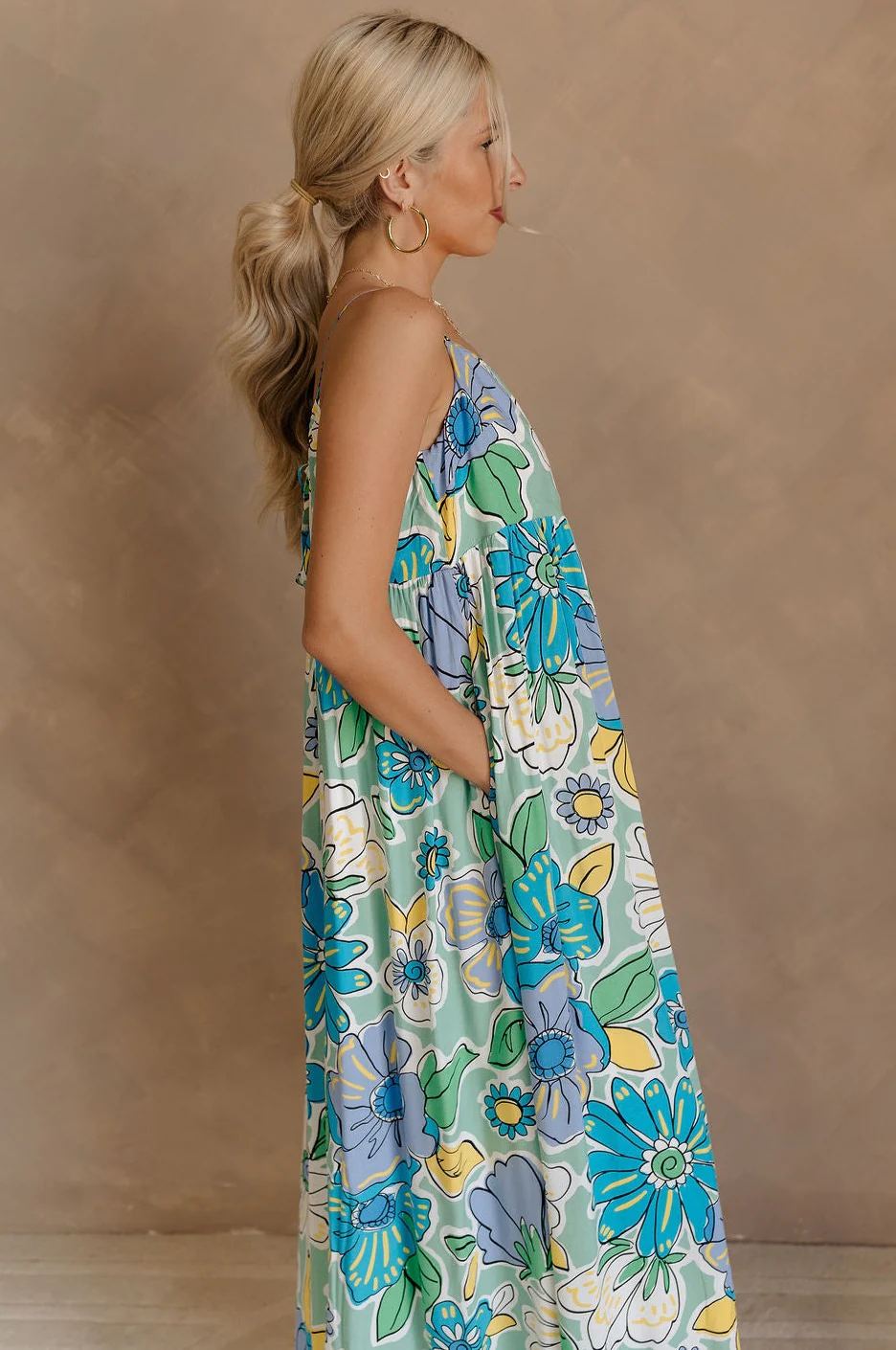 Mallory Green Multi Floral Sleeveless Midi Dress - Image 4