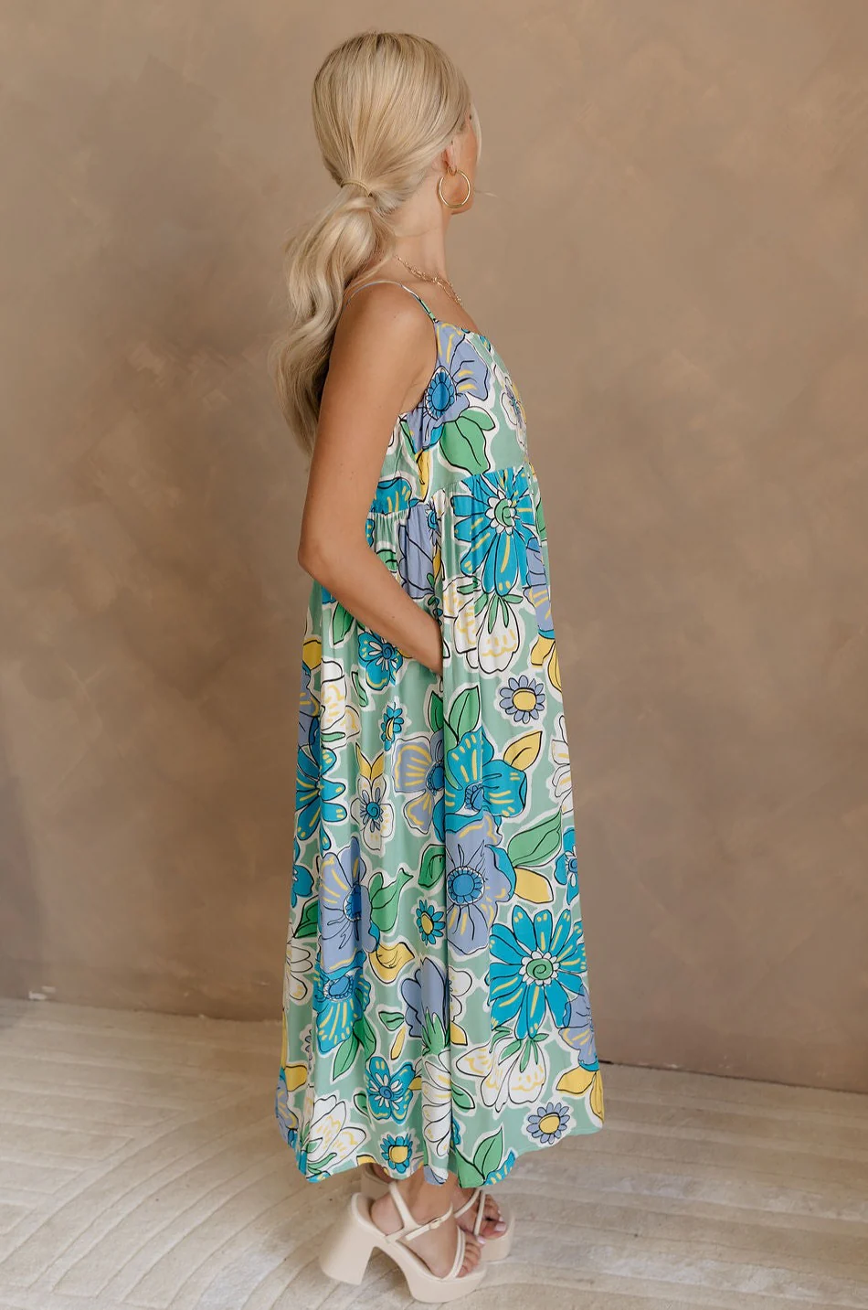 Mallory Green Multi Floral Sleeveless Midi Dress - Image 8
