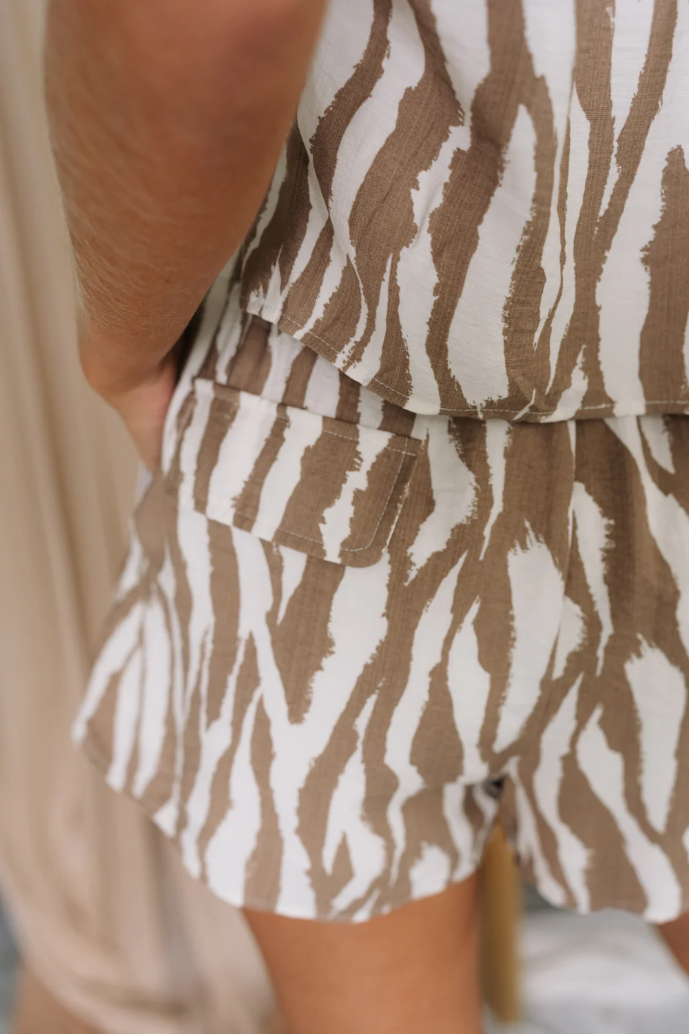 Maria Ivory & Mocha Printed Shorts - Image 4