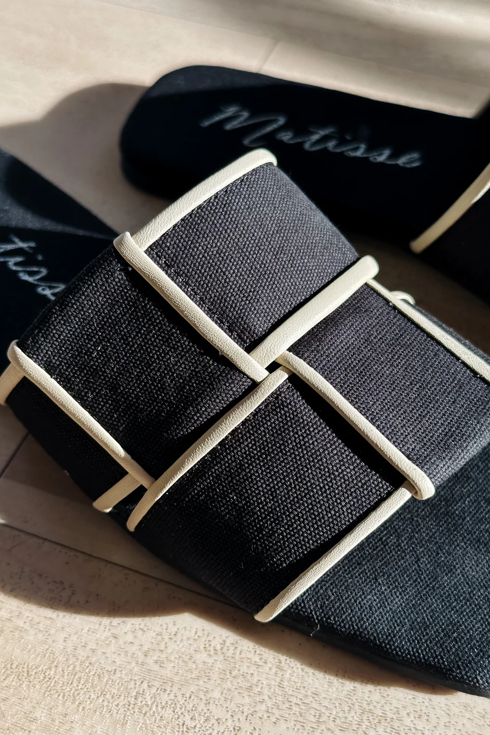 Matisse Biscayne Black Linen Slide Sandal - Image 4