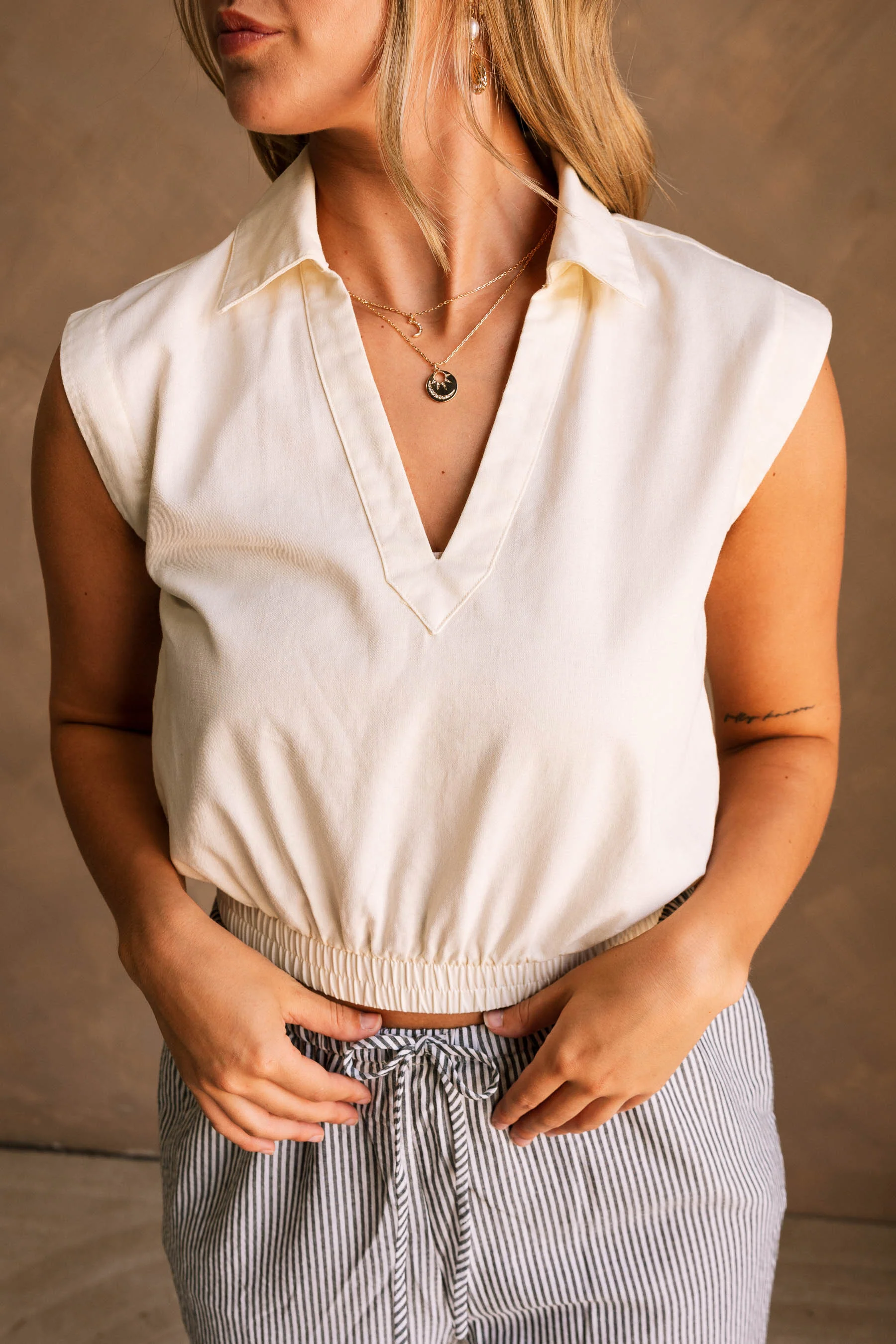 McKenzie Cream Cropped V-Neck Collar Top - Image 2