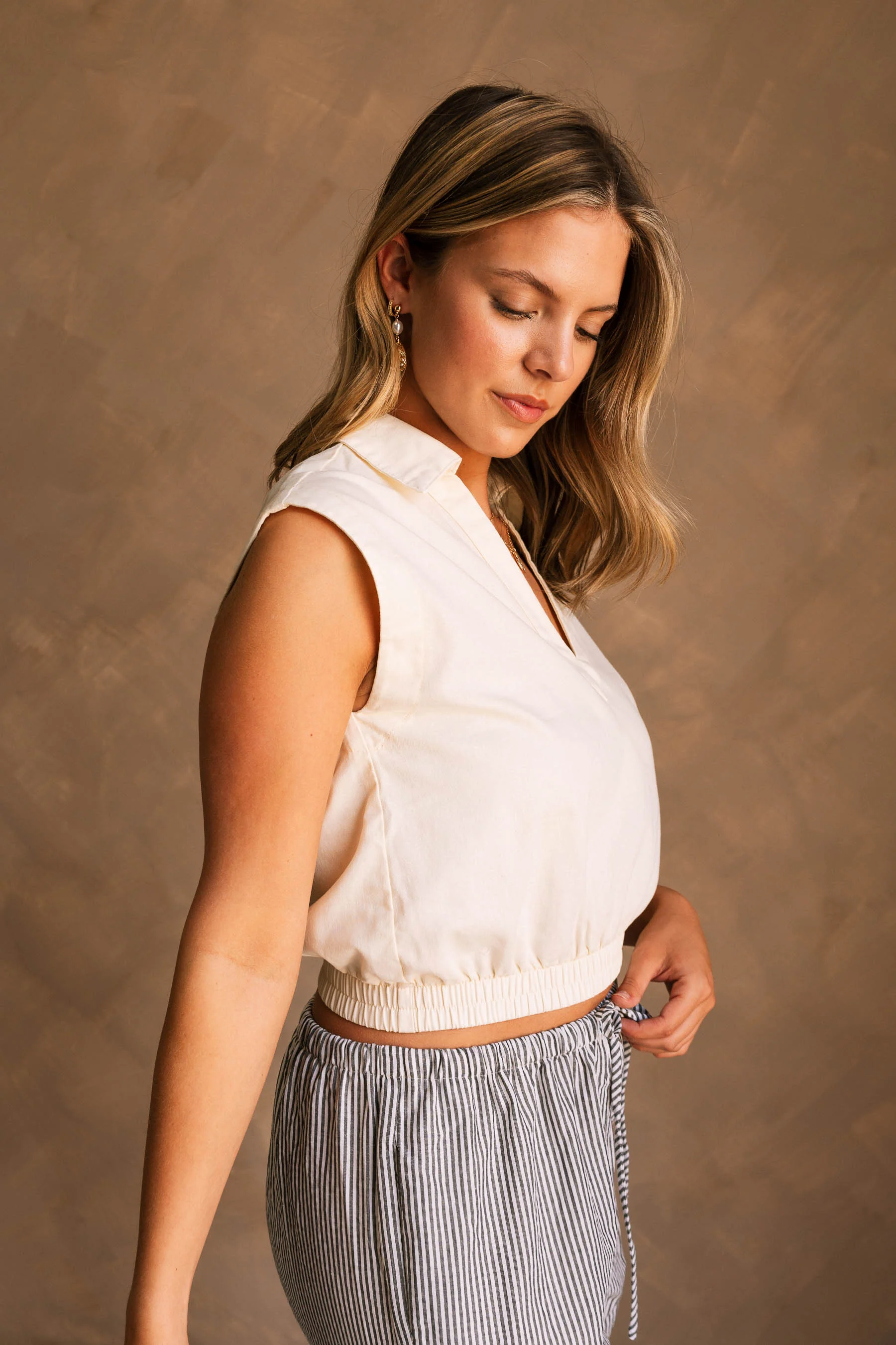 McKenzie Cream Cropped V-Neck Collar Top - Image 6