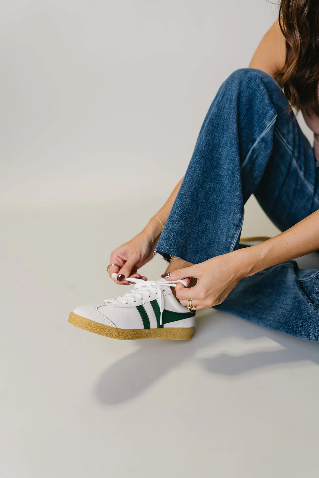 Gola Medallist Evergreen & Fuchsia Sneaker - Image 4