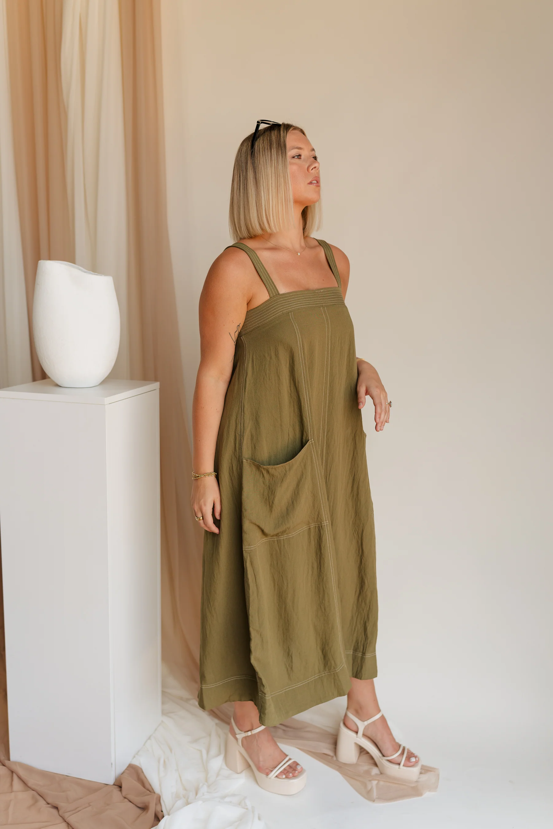 Melanie Olive Midi Dress - Image 3