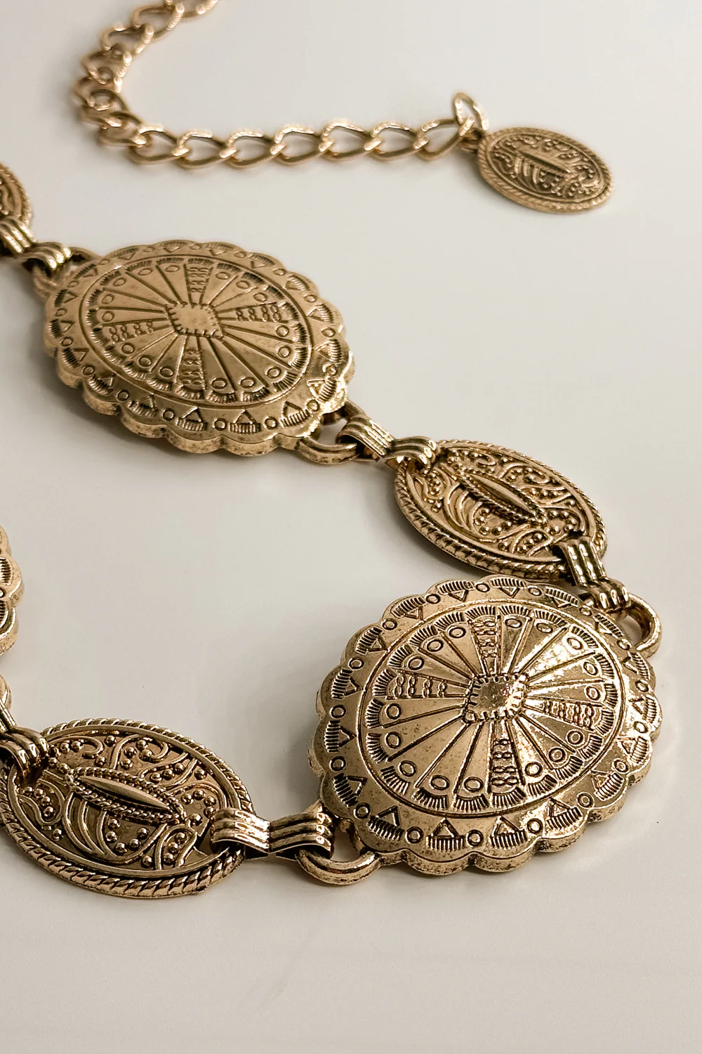 Melody Gold Medallion Chain Belt - Image 3