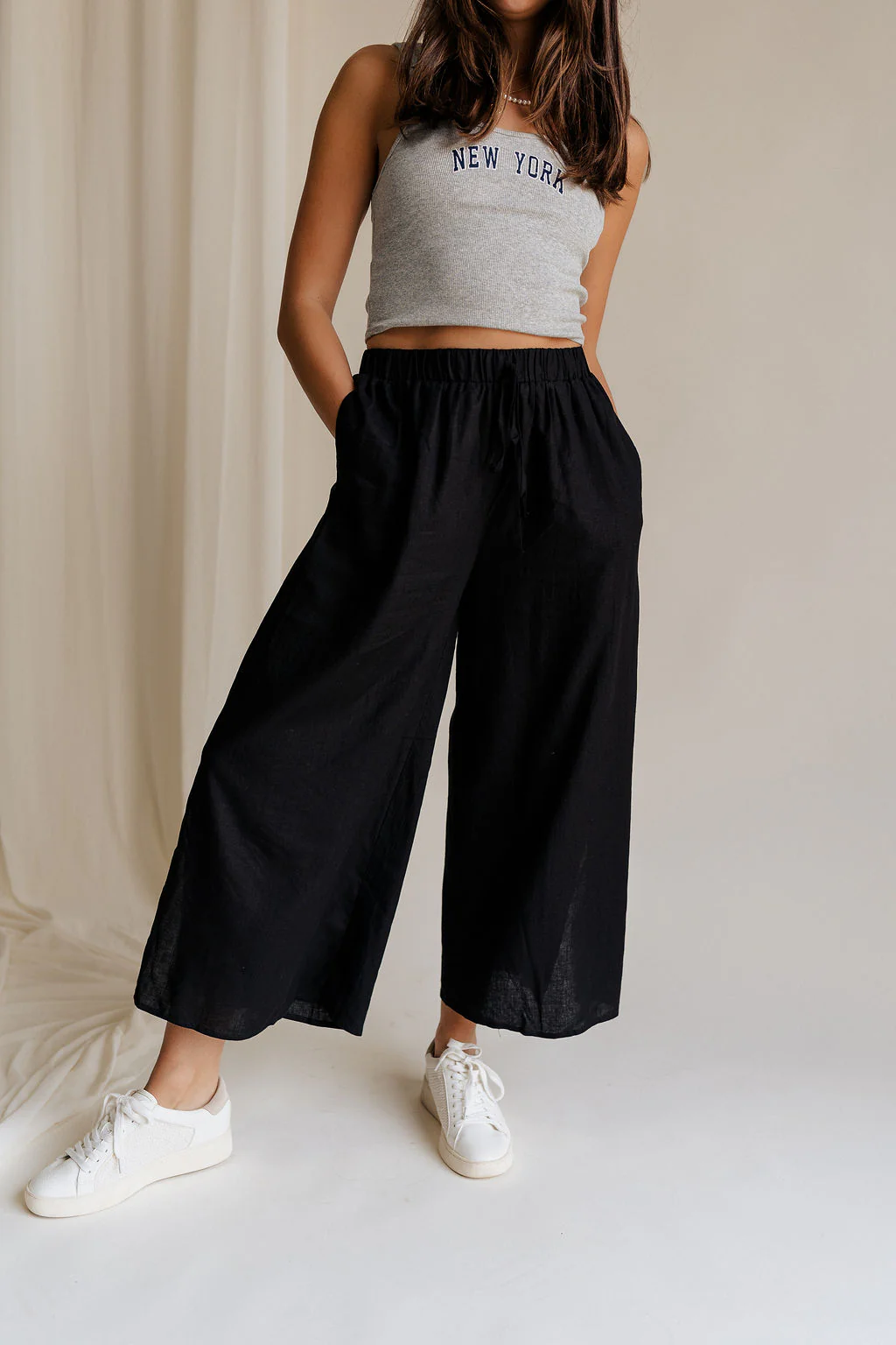 Meredith Black Cropped Wide Leg Pants - Image 2