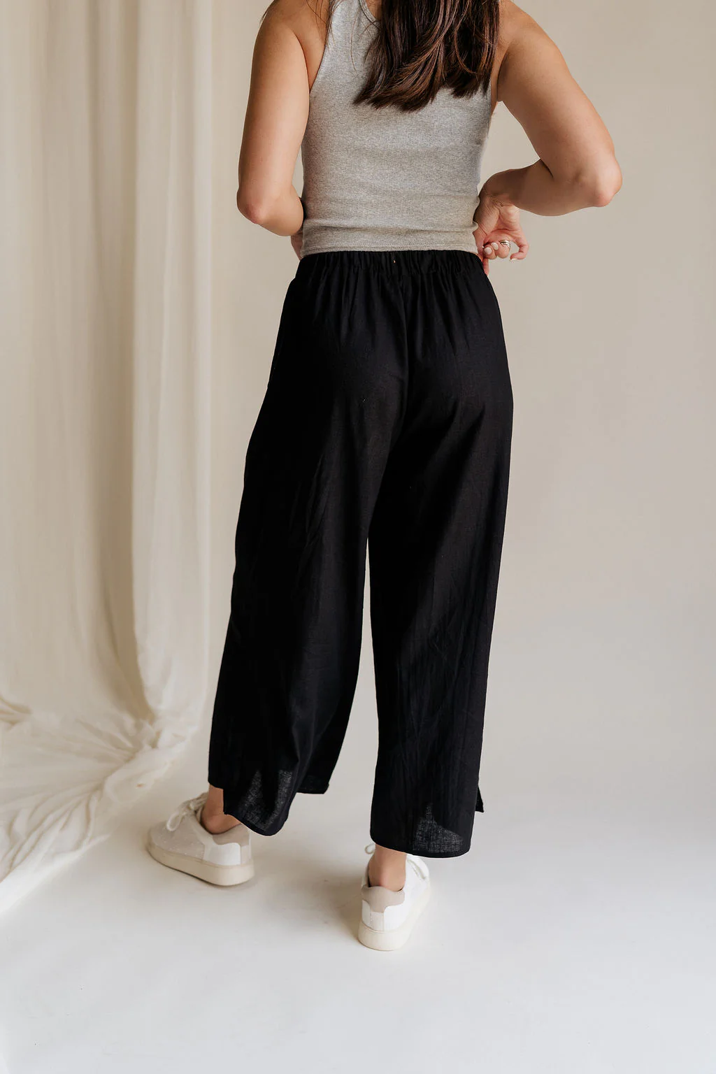 Meredith Black Cropped Wide Leg Pants - Image 7