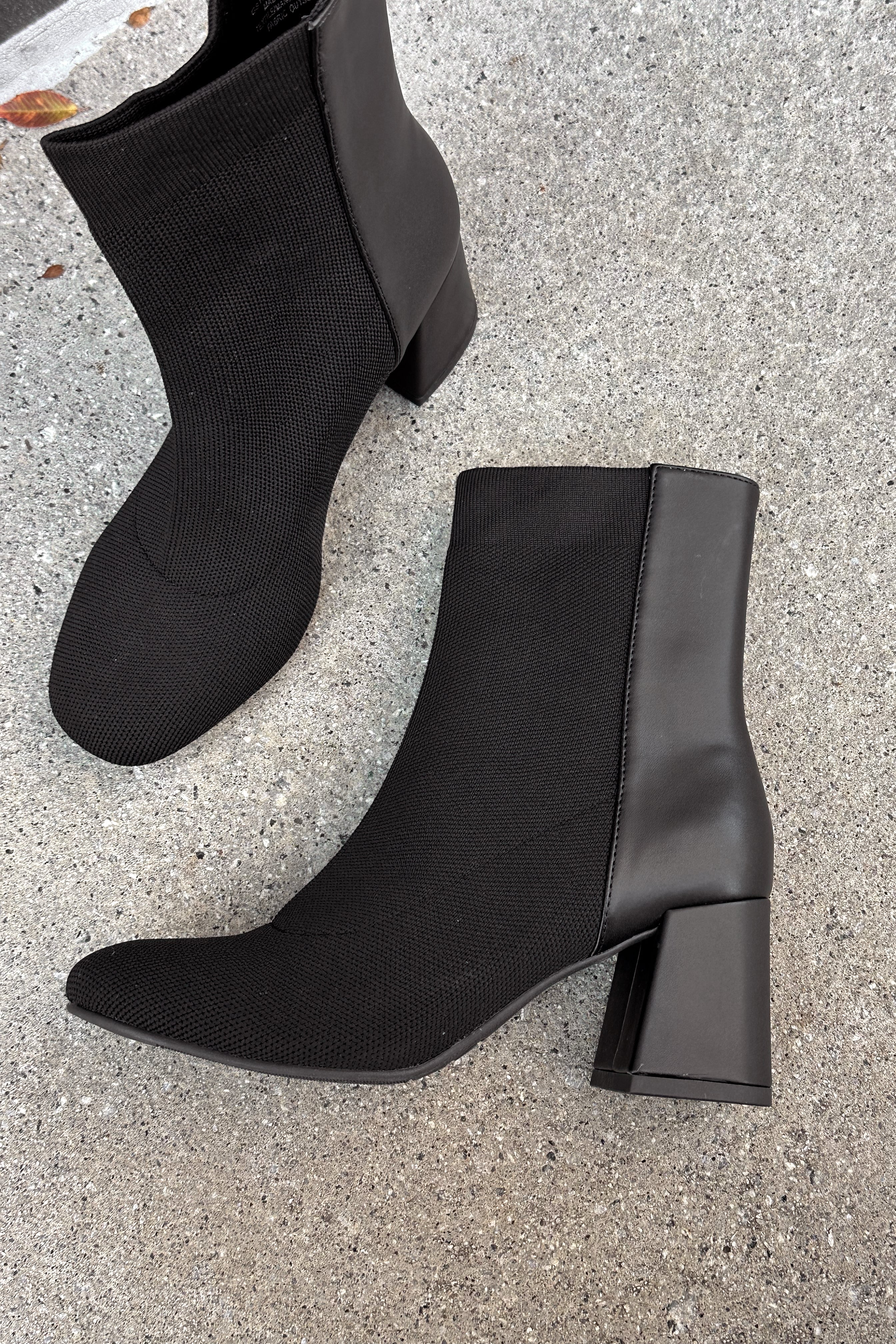 Mia Bronwen Black Pull On Boot - Image 5