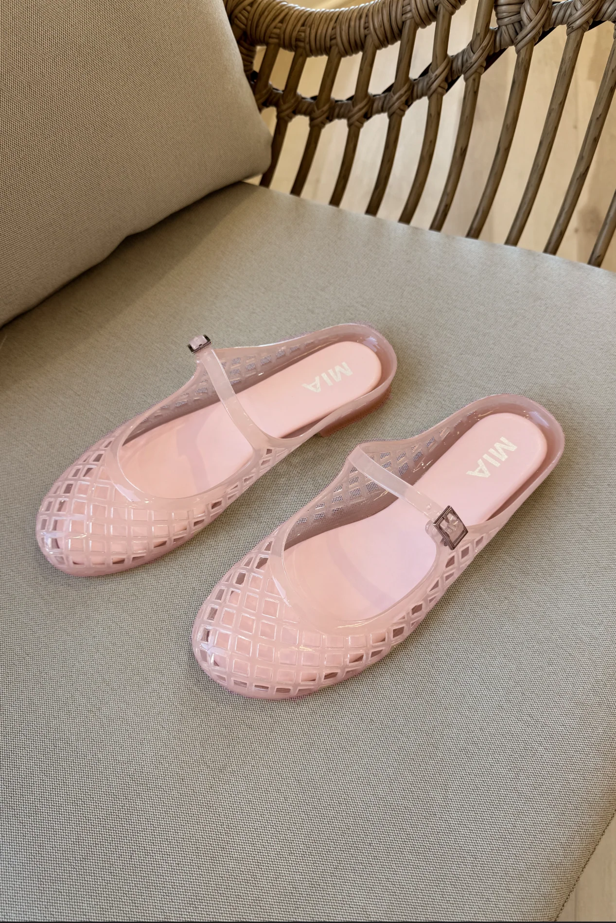 Mia Cherri Blush Slide-On Flat