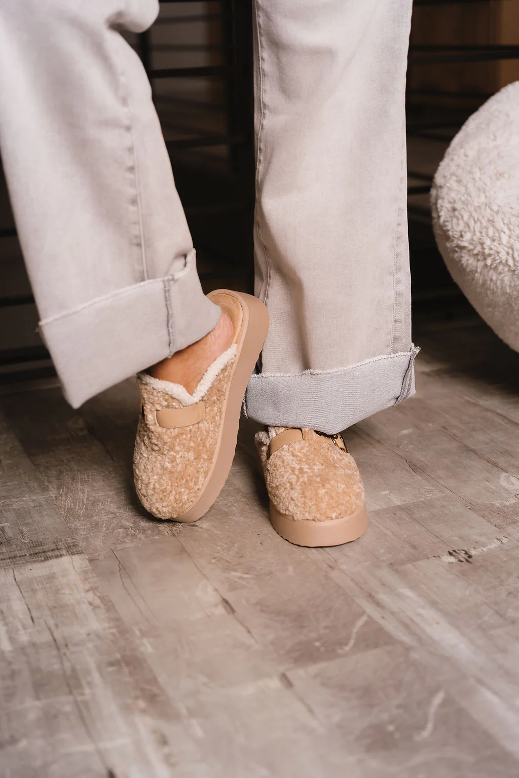 Mia Sugary Natural Shearling Platform Mule - Image 2