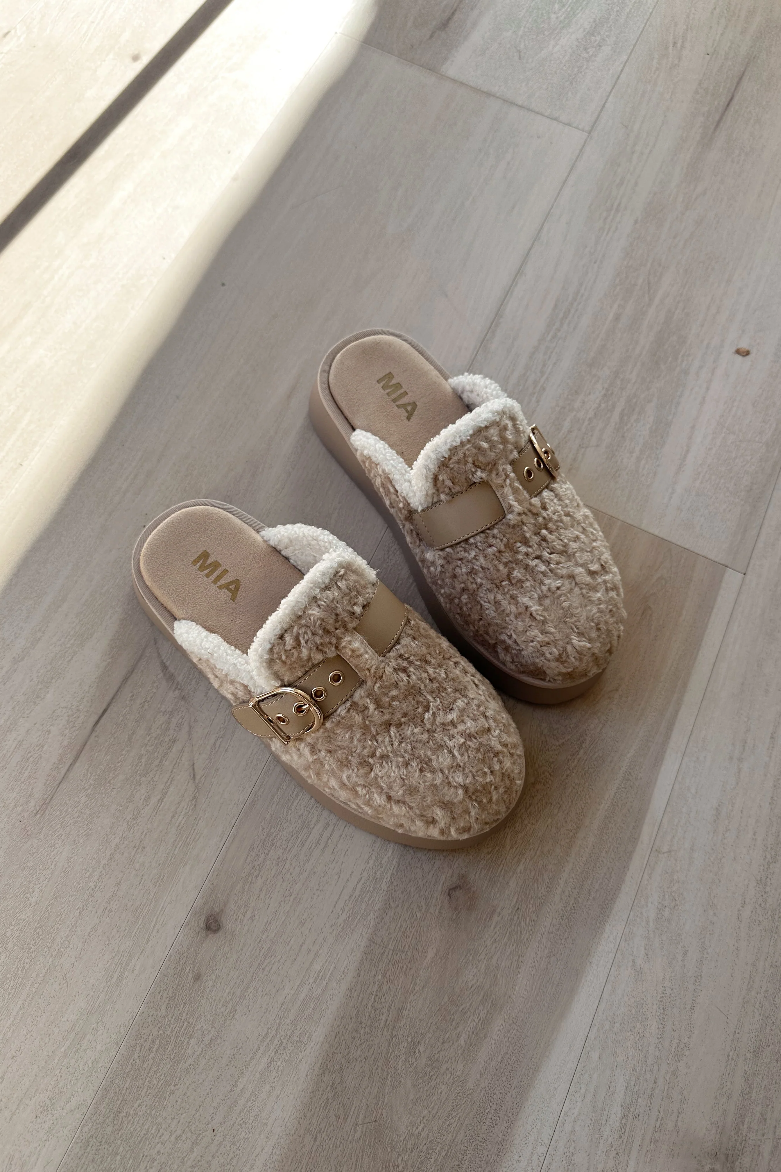 Mia Sugary Natural Shearling Platform Mule - Image 4