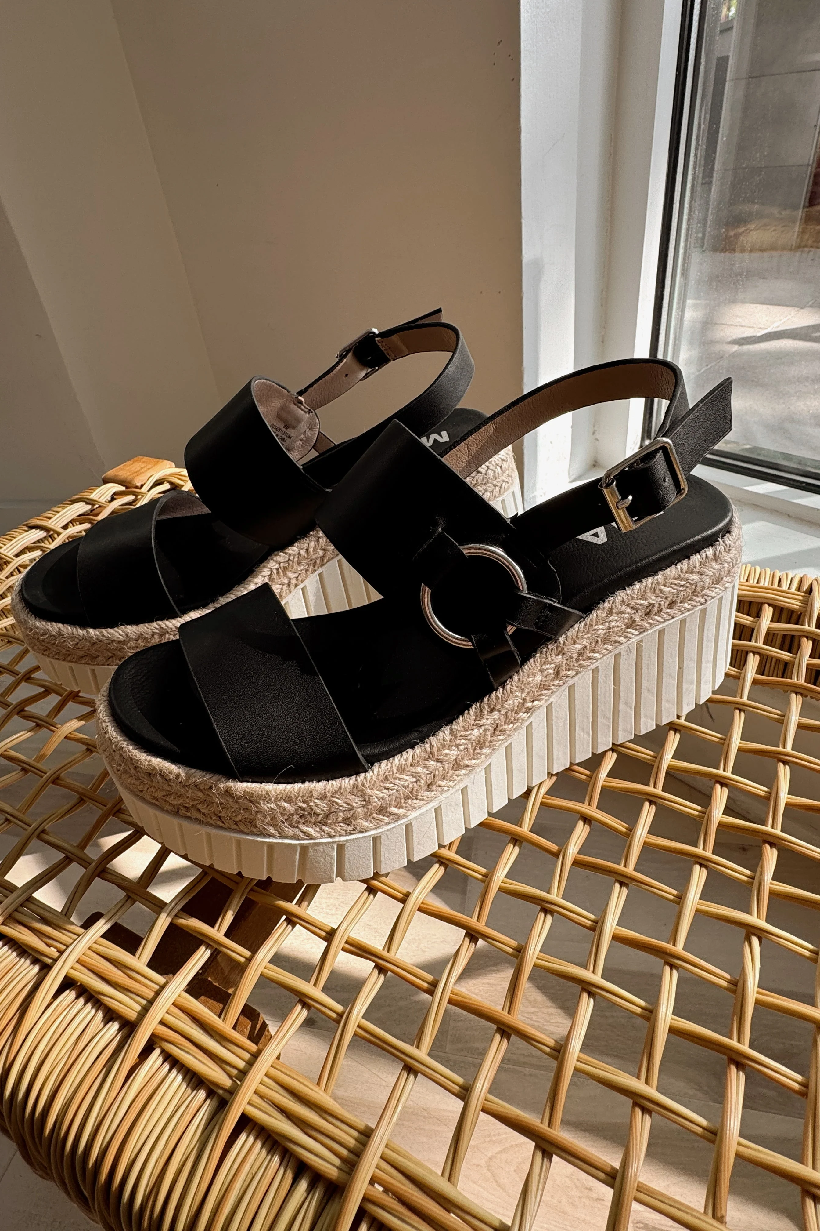 MIA Yuna Black & White Wedge Sandal - Image 4