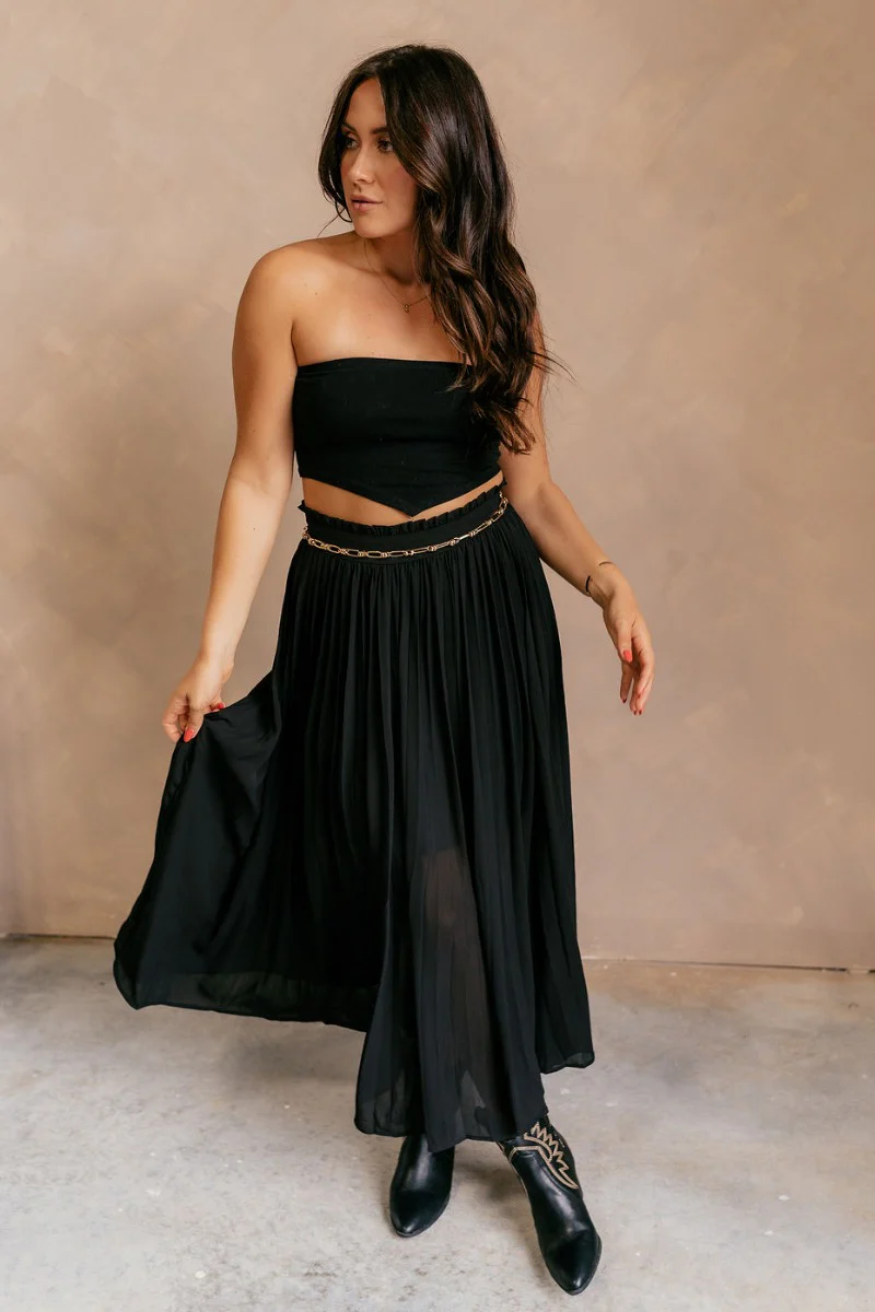 Mila Black Pleated Midi Skirt - Image 2