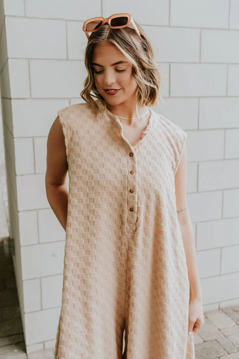 Mila Taupe Textured Checkered Sleeveless Jumpsuit - Image 3