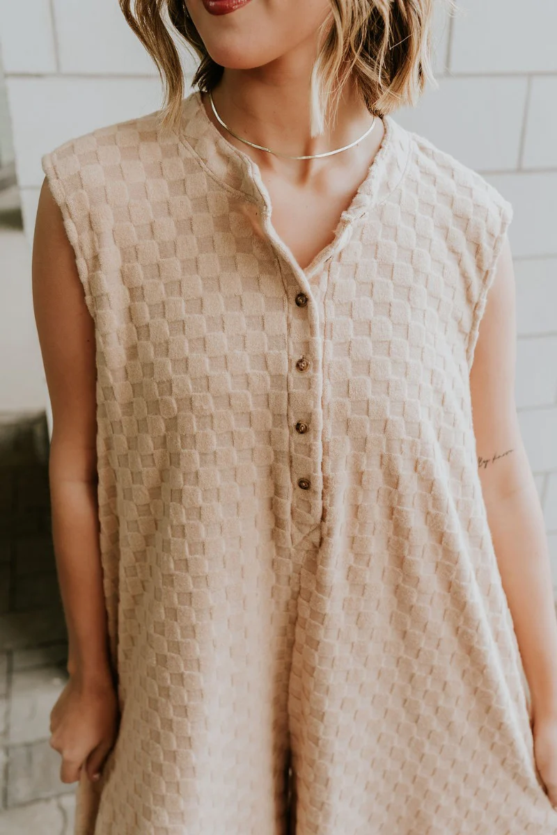 Mila Taupe Textured Checkered Sleeveless Jumpsuit - Image 5