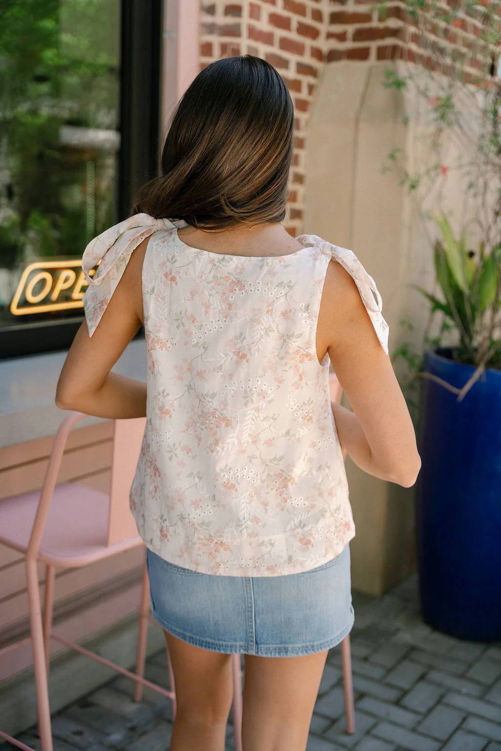 Milani Cream & Peach Floral Tie Tank - Image 4