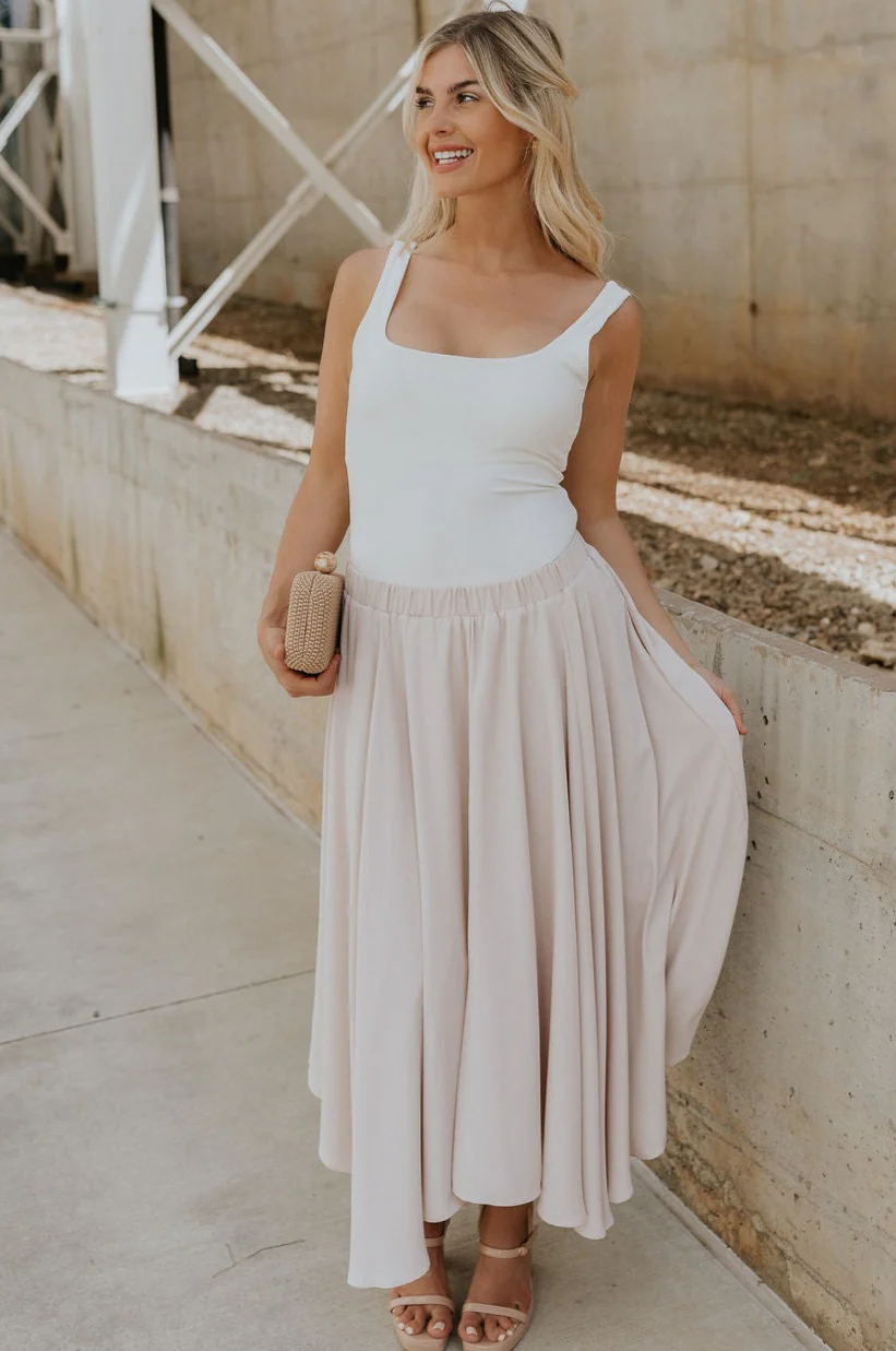 Mira Scooped Back Sleeveless Bodysuit - Image 2