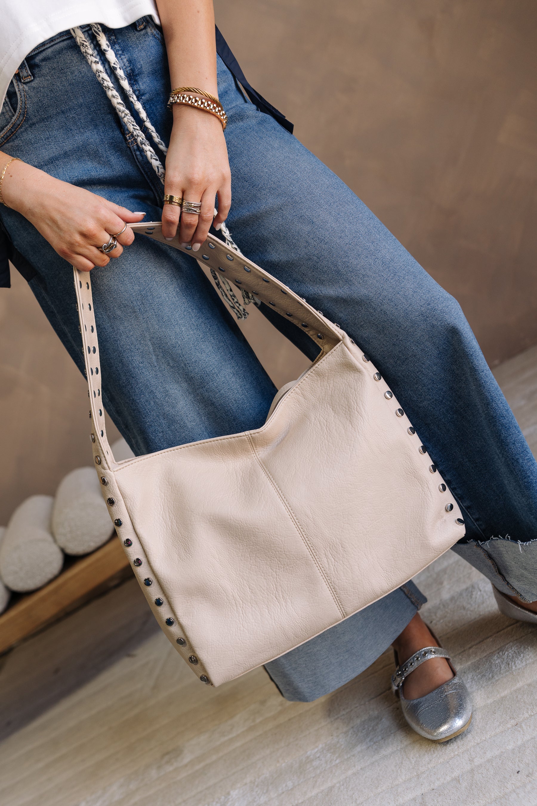 Misty Cream & Silver Embellished Shoulder Purse - Image 4