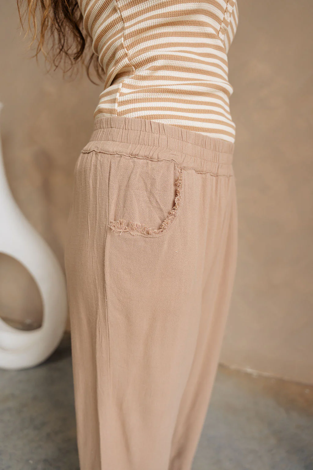 Monroe Latte Brown Linen Fray Pants - Image 6