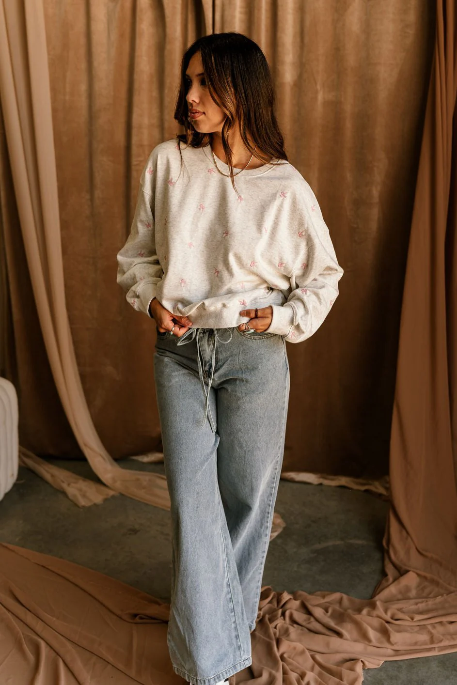 Lila Heather Grey & Pink Bows Sweatshirt - Image 6