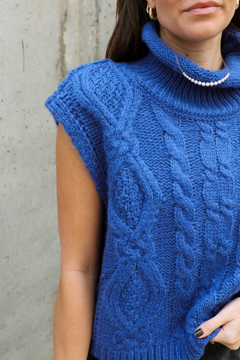Noelle Blue Cable Knit Sleeveless Sweater - Image 6
