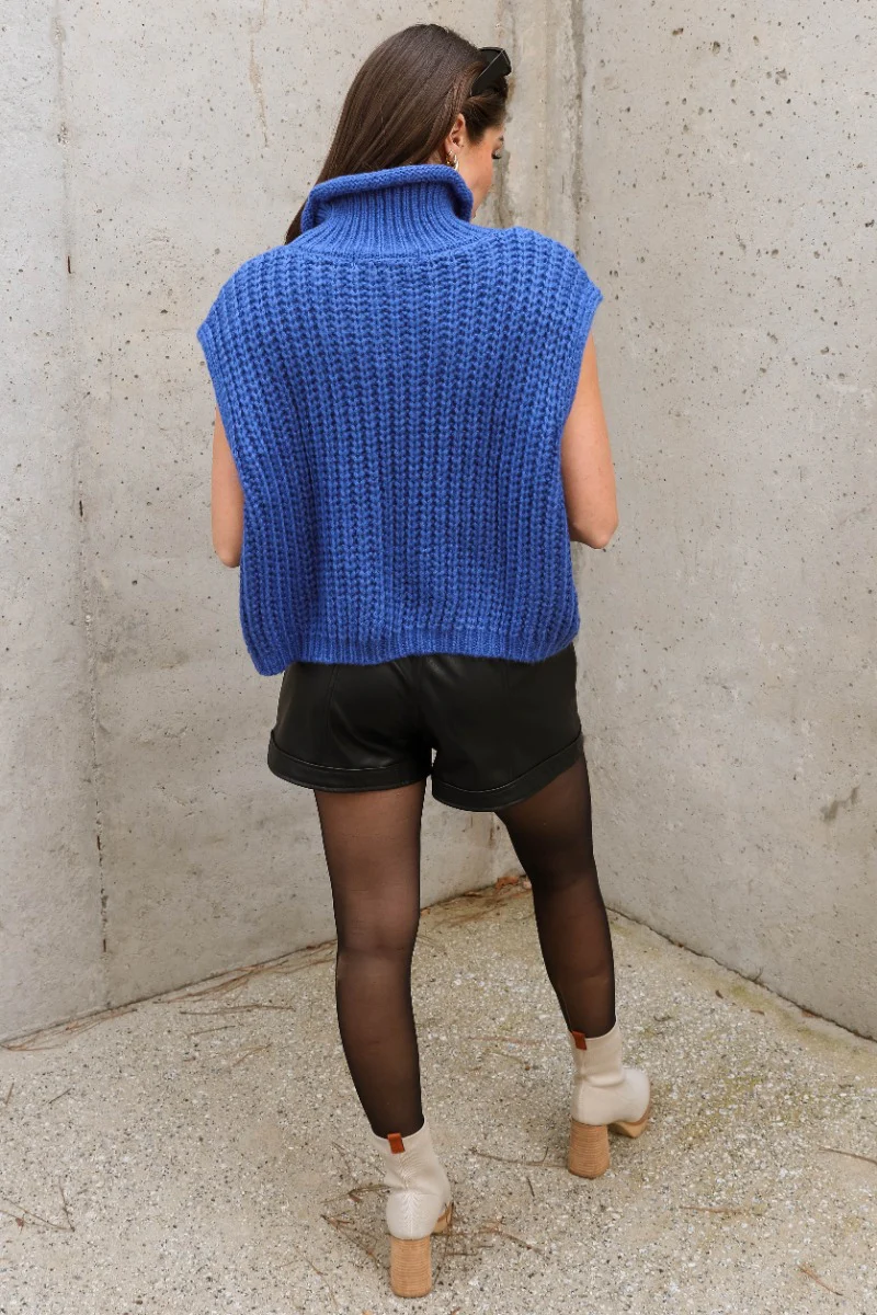 Noelle Blue Cable Knit Sleeveless Sweater - Image 9