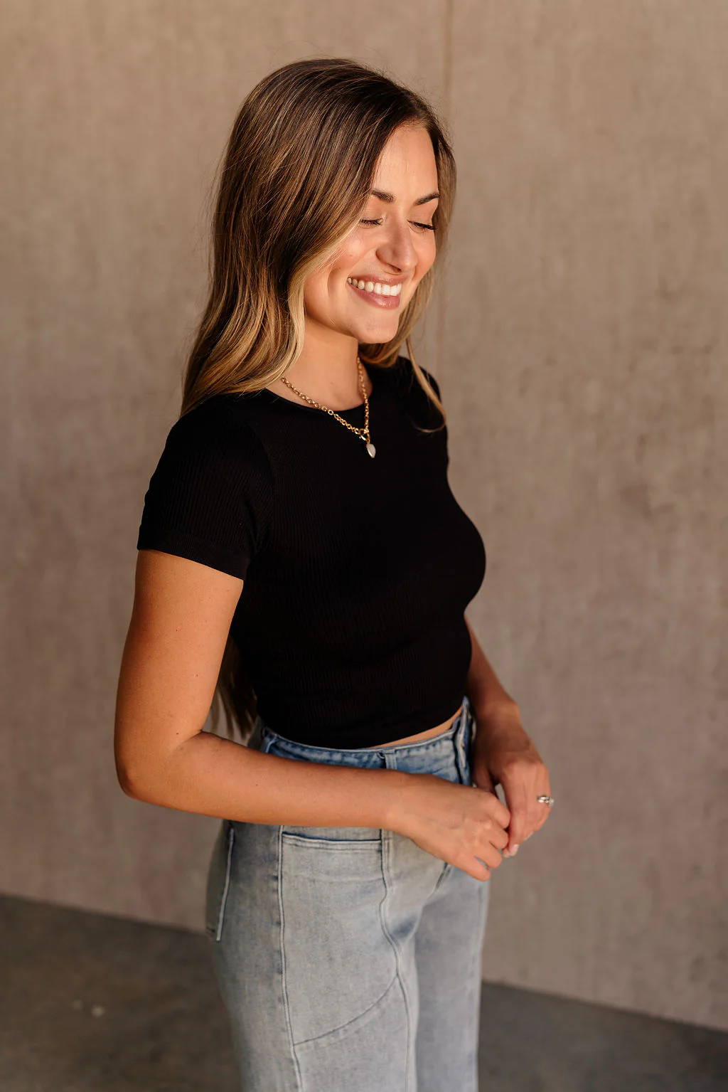Lyla Ribbed Short Sleeve Top - Image 8