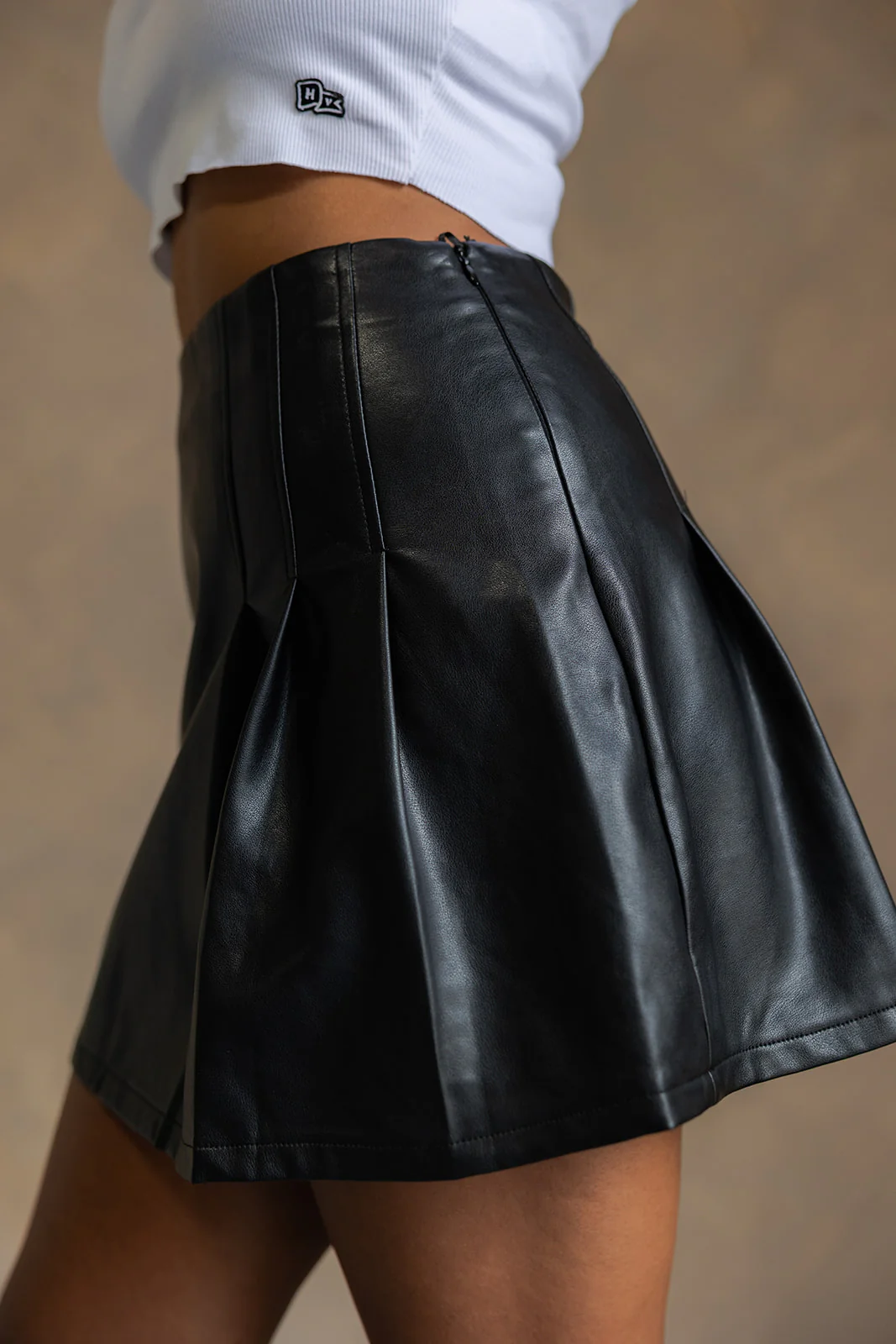 Nylah Black Faux Leather Pleated Skirt - Image 7