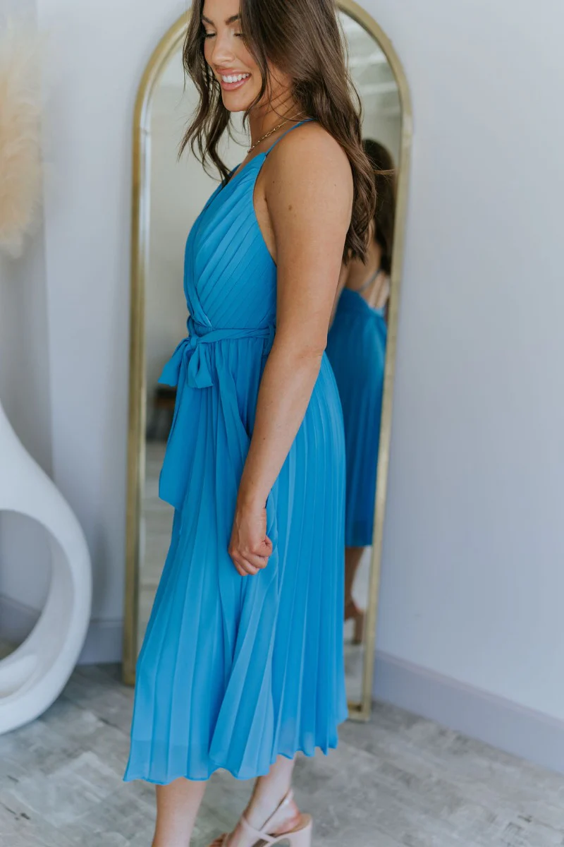 Oceans Away Midi Dress - Image 4