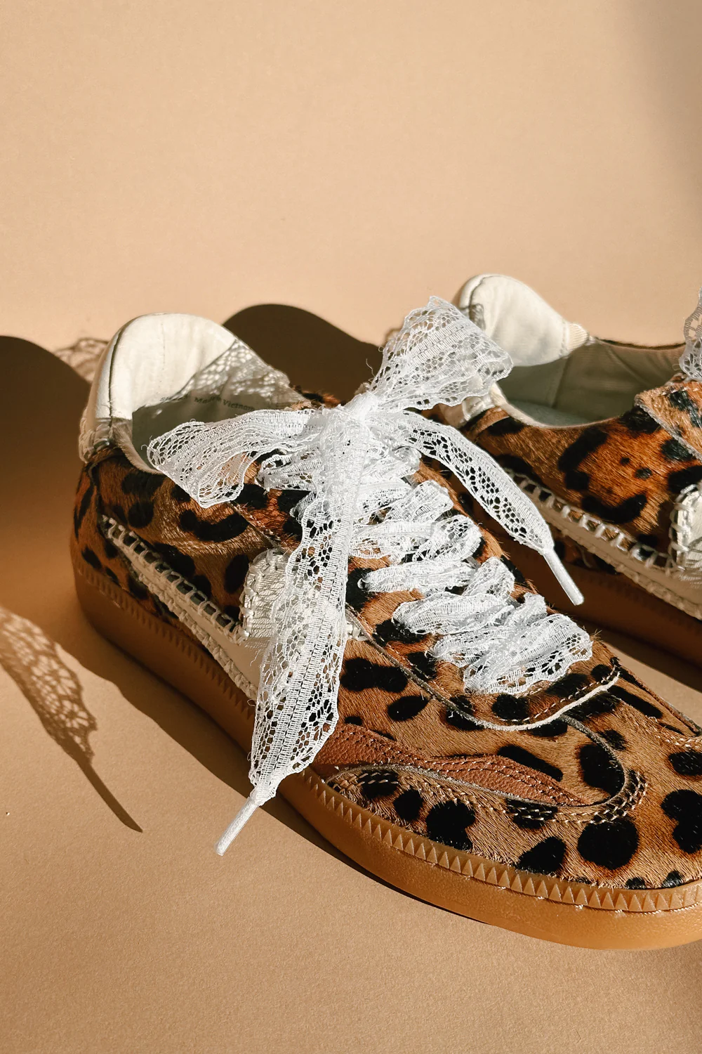 Off White Fancy Lace Shoe Laces