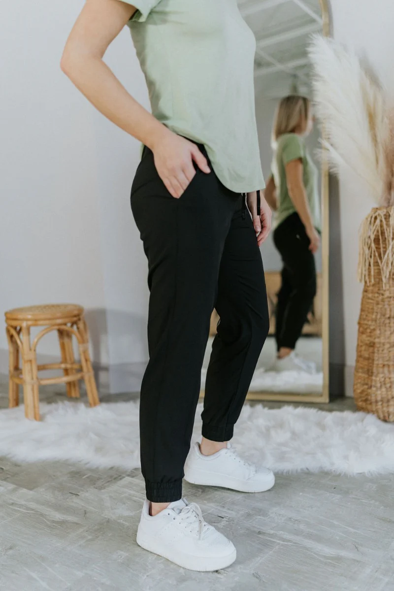 On The Go Joggers in Black - Image 3
