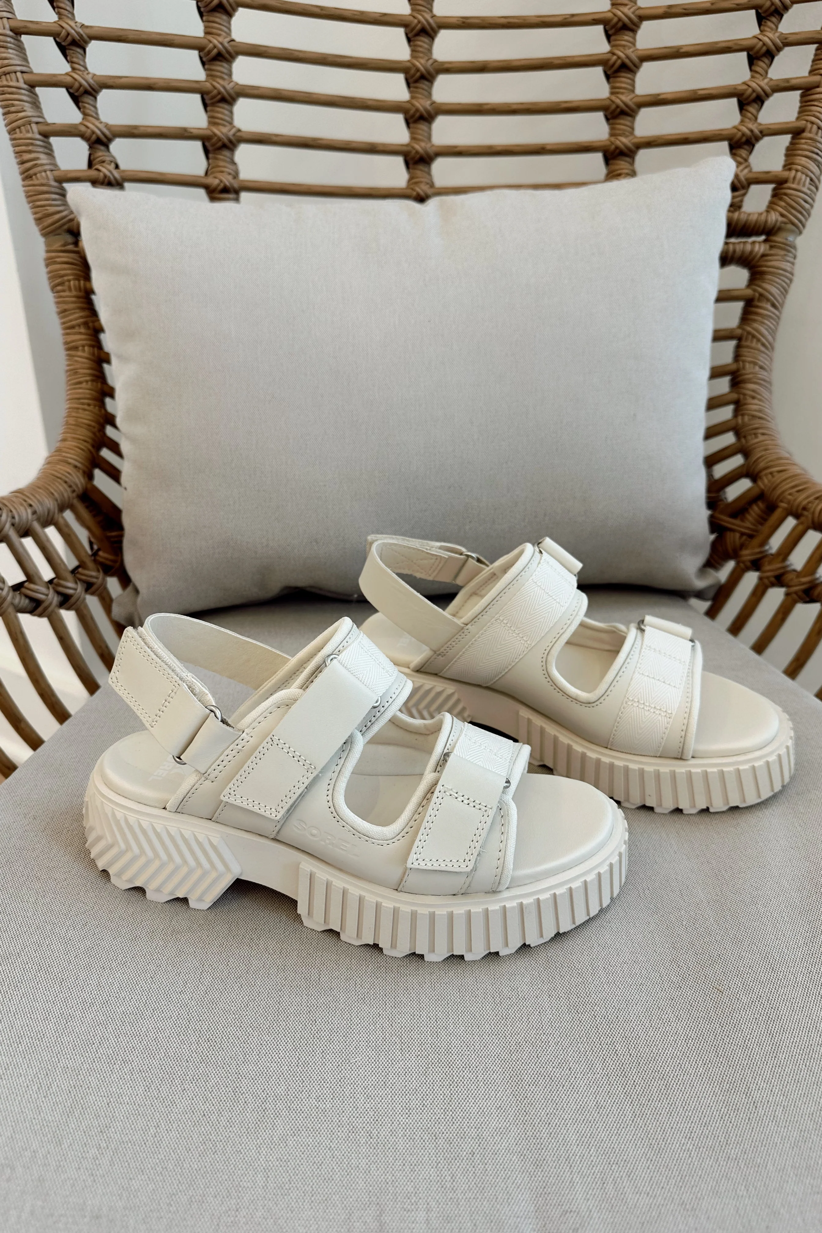 Sorel Ona Ave Multi Strap Chalk Mid Sandal