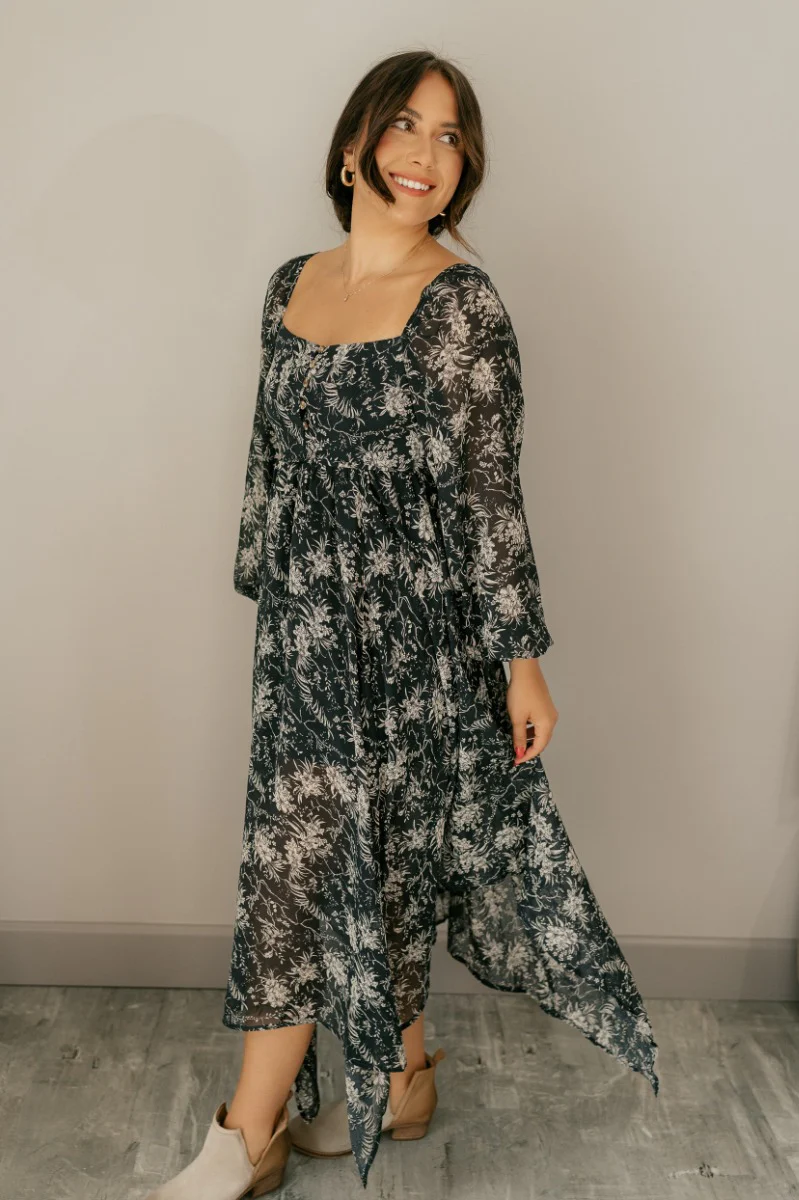 Paloma Charcoal & Cream Floral Long Sleeve Midi Dress - Image 5