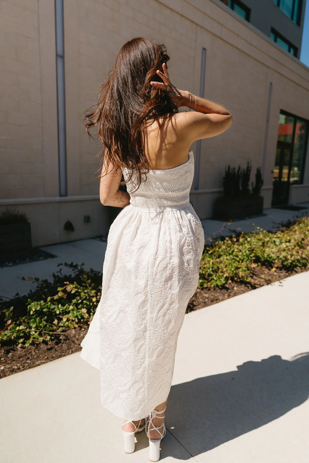 Portia White Jacquard Strapless Midi Dress - Image 5