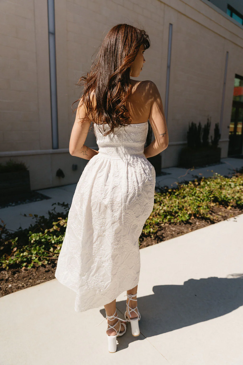 Portia White Jacquard Strapless Midi Dress - Image 6